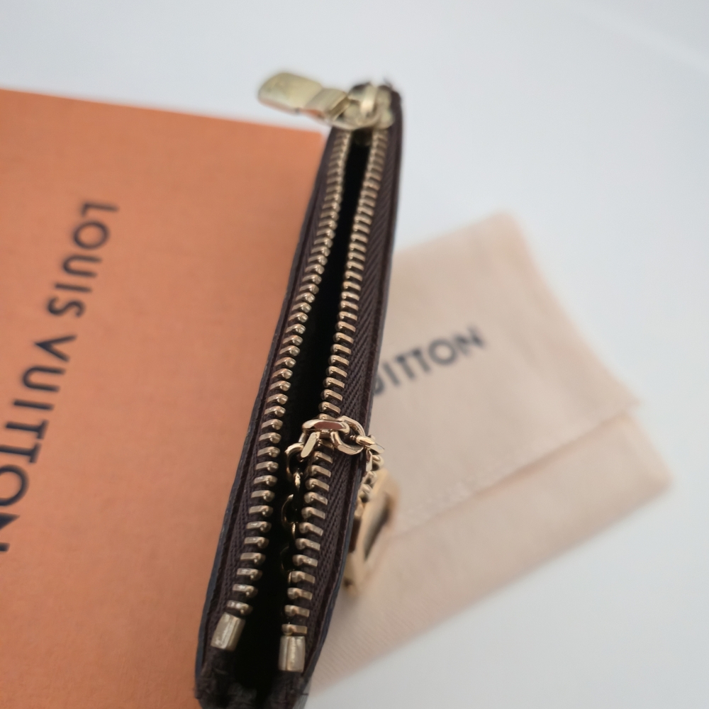 Louis Vuitton Monogram Key Pouch - Picture 6 of 8